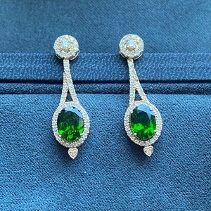 Green tourmaline drop earrings